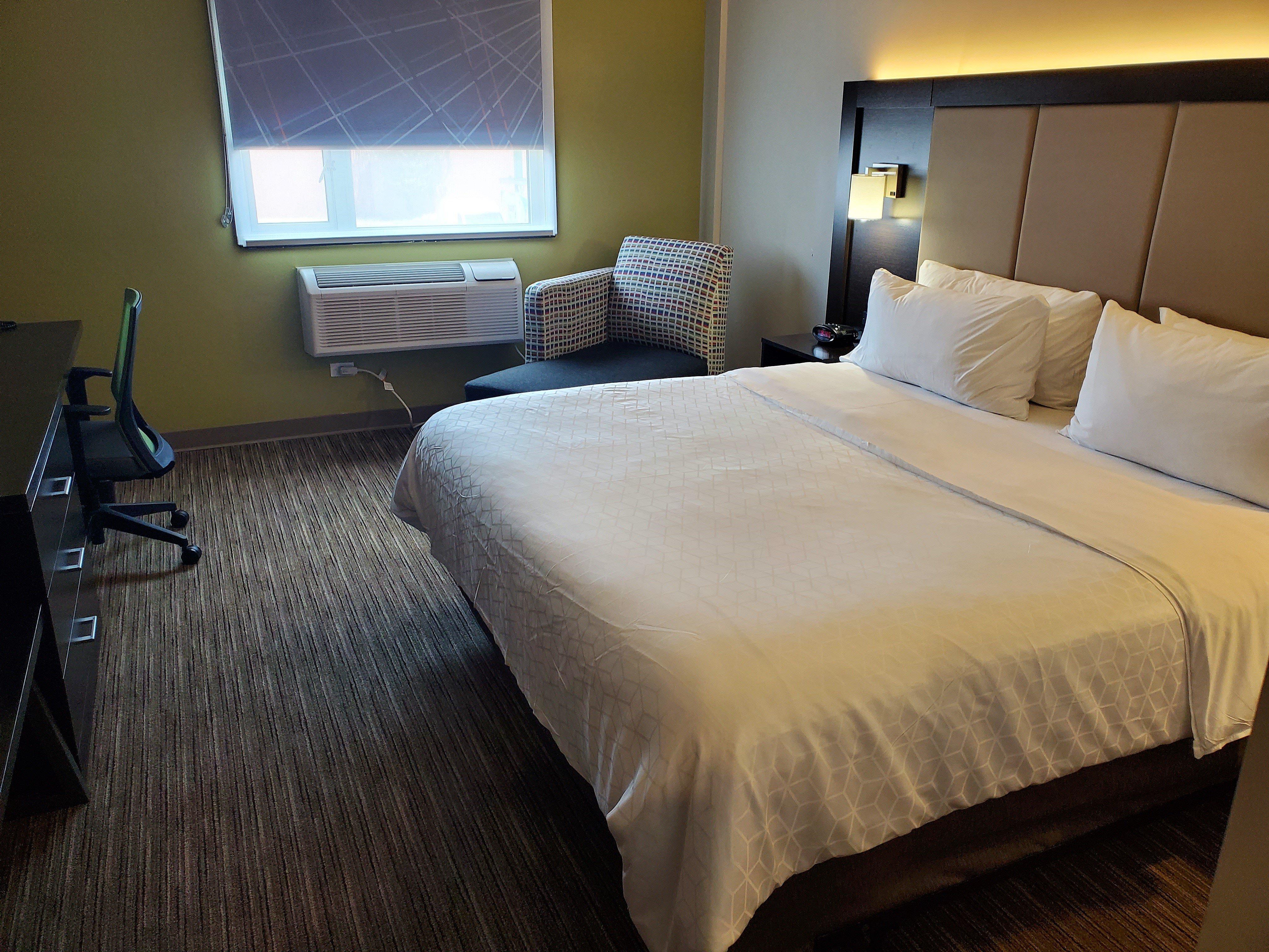 Holiday Inn Express Maspeth By Ihg Нью-Йорк Экстерьер фото