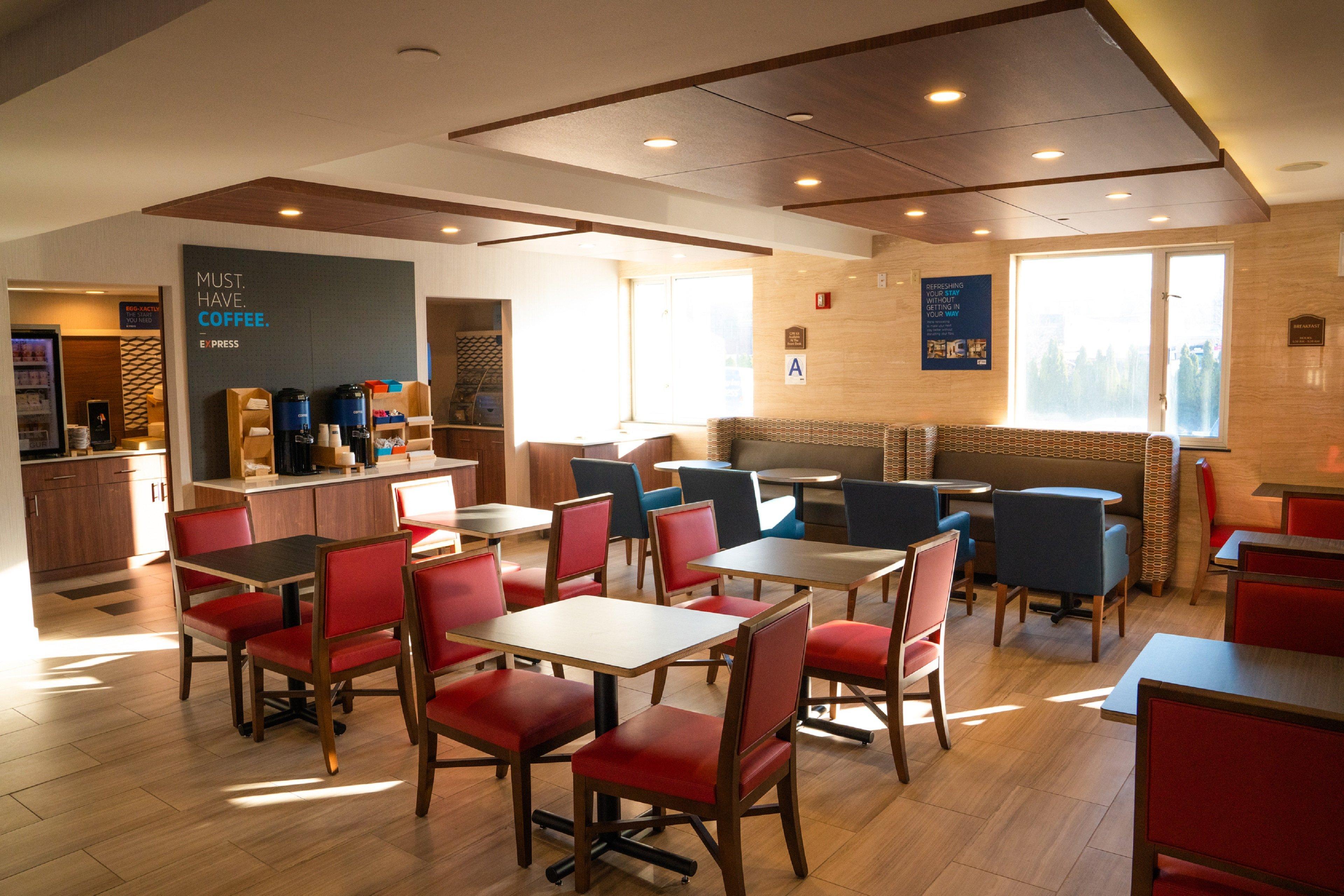 Holiday Inn Express Maspeth By Ihg Нью-Йорк Экстерьер фото